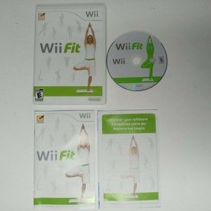 Wii Fit (Nintendo Wii) - Fitness Game - Complete w/ Manual - Tested -